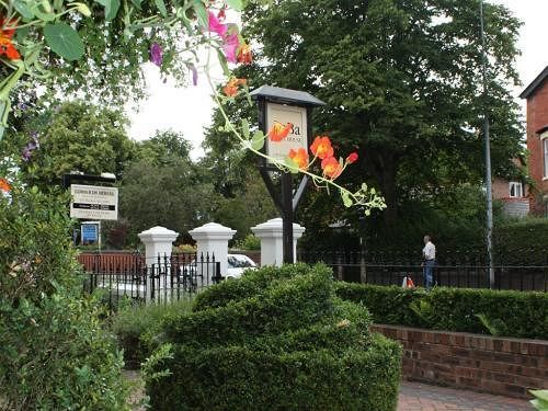 Ba Ba Guest house 4*