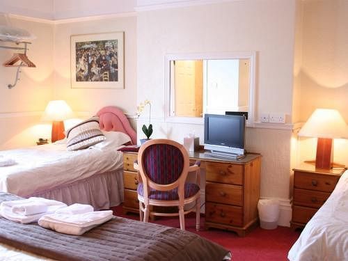 Ba Ba Guest house 4*
